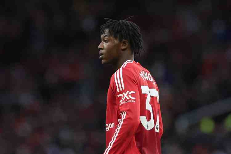 米體：梅努渴望加盟那不勒斯，與前隊(duì)友麥克托米奈和霍伊倫重聚